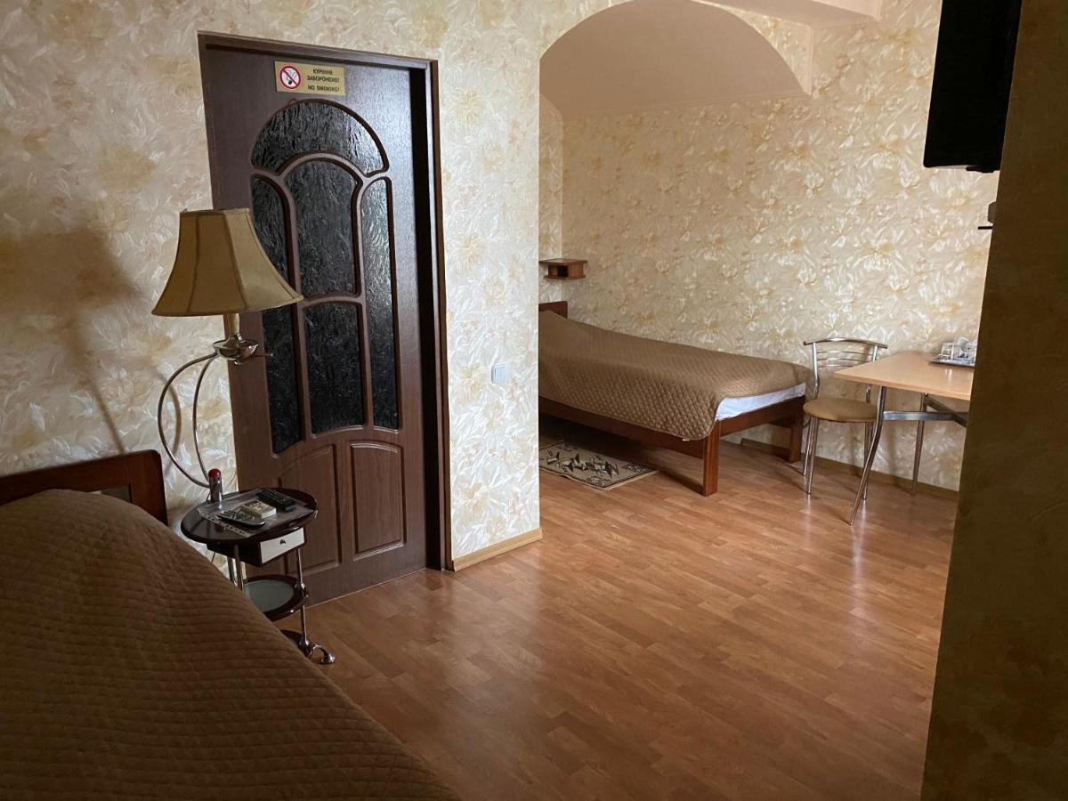 Гостинний Маєток Myla Exterior foto