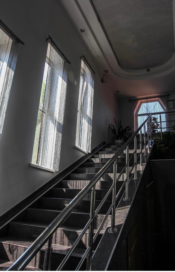 Гостинний Маєток Myla Exterior foto