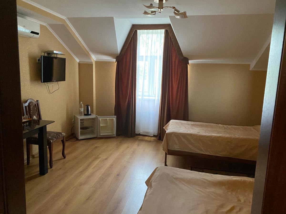 Гостинний Маєток Myla Exterior foto
